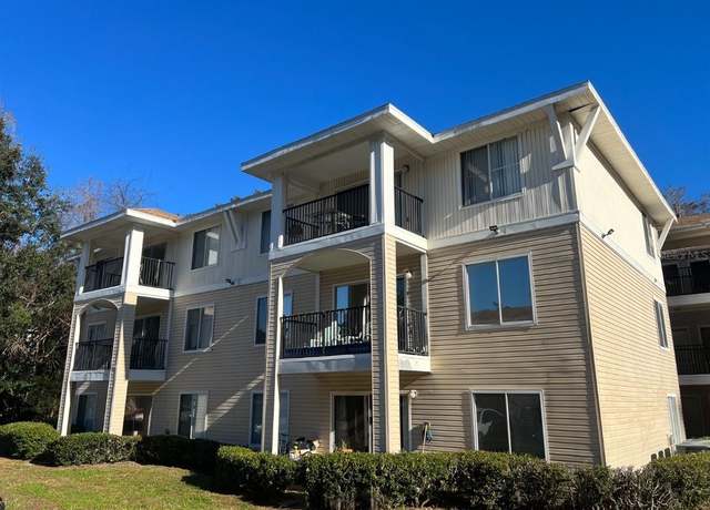 Property at 3921 SW 34th St #208, Gainesville, FL 32608, 4 beds, 4 baths