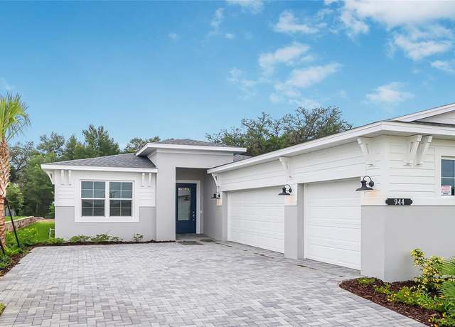 Property at 944 Club Cresswind Dr, Lady Lake, FL 32159, 3 beds, 3 baths