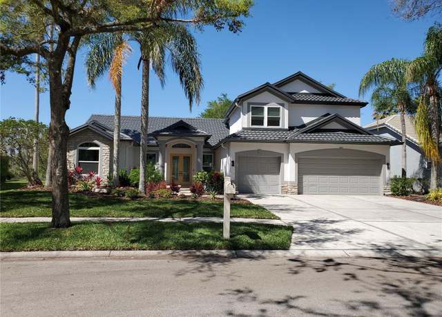 Property at 10218 Garden Alcove Dr, Tampa, FL 33647, 5 beds, 3 baths