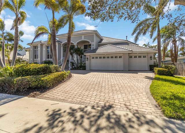Property at 121 N Boulevard OF Presidents, Sarasota, FL 34236, 3 beds, 3.5 baths