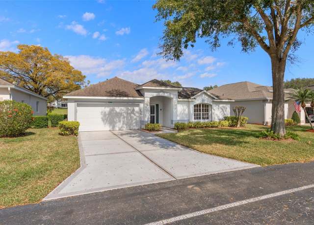 Property at 3637 Hawkshead Dr, Clermont, FL 34711, 2 beds, 2.5 baths