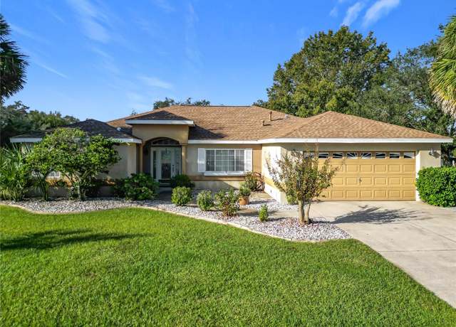 Property at 13700 SE 90th Ct, Summerfield, FL 34491, 3 beds, 2 baths