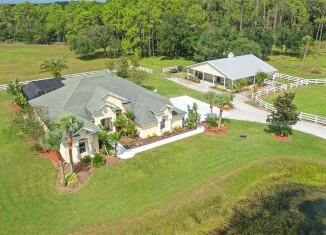 Property at 7310 201st St E, Bradenton, FL 34202, 4 beds, 4 baths