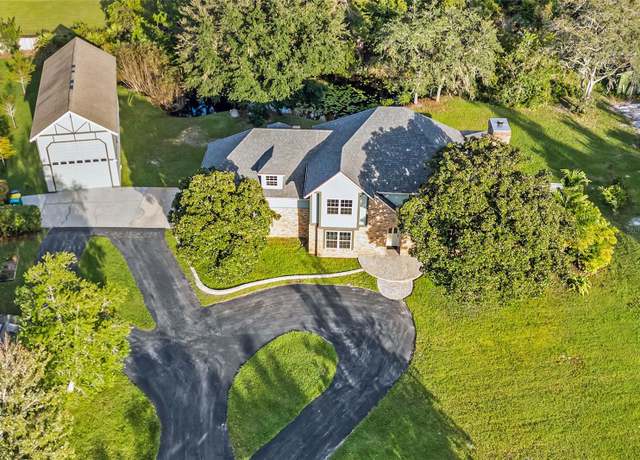 Property at 1523 Mallard Ct, Titusville, FL 32796, 5 beds, 3 baths