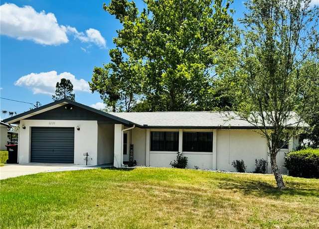 Property at 10529 SE 50th Ave, Belleview, FL 34420, 2 beds, 2 baths