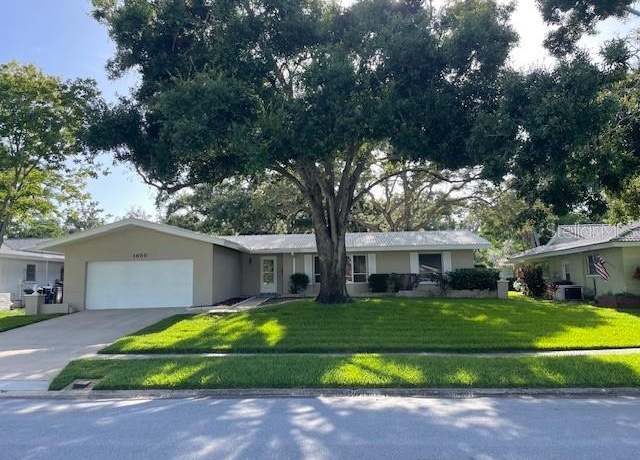 Property at 1658 Mckay Ct, Dunedin, FL 34698, 3 beds, 2 baths