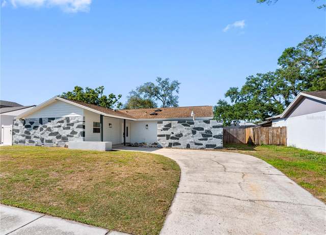 Property at 7305 Woodkirk Ct, Tampa, FL 33634, 4 beds, 3 baths