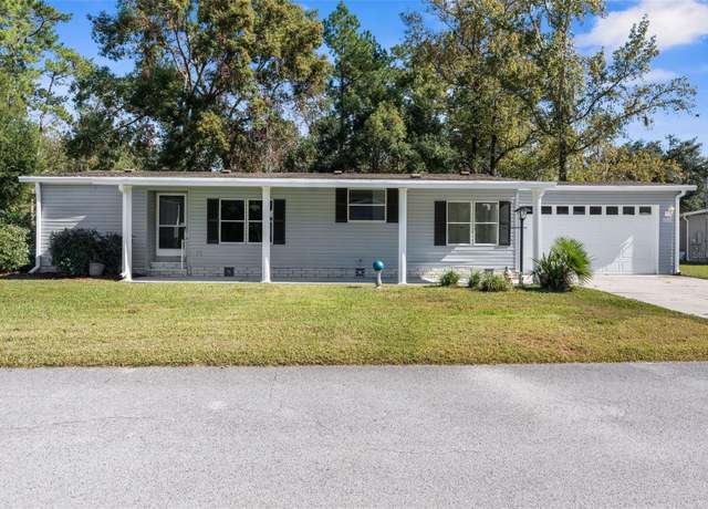 Property at 2845 Kingswood Cir, Brooksville, FL 34604, 2 beds, 2 baths