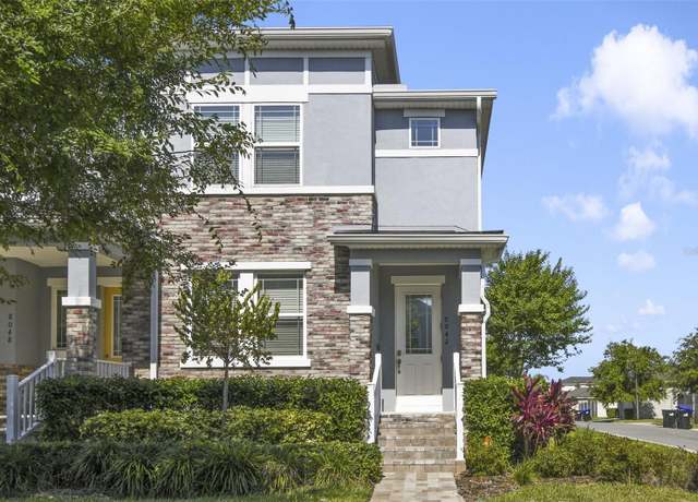 Property at 8042 Glenlloyd Ave, Winter Garden, FL 34787, 4 beds, 3 baths