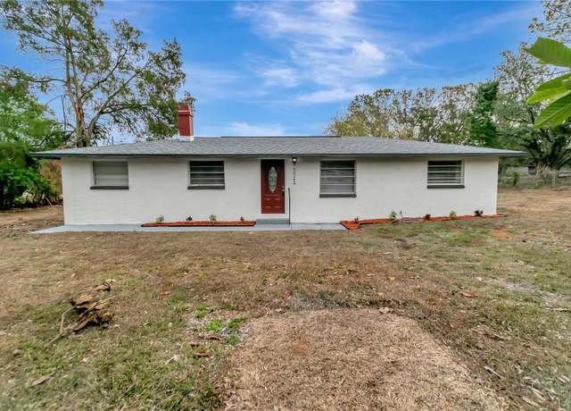 Property at 40242 Sunburst Dr, Dade City, FL 33525, 3 beds, 2 baths