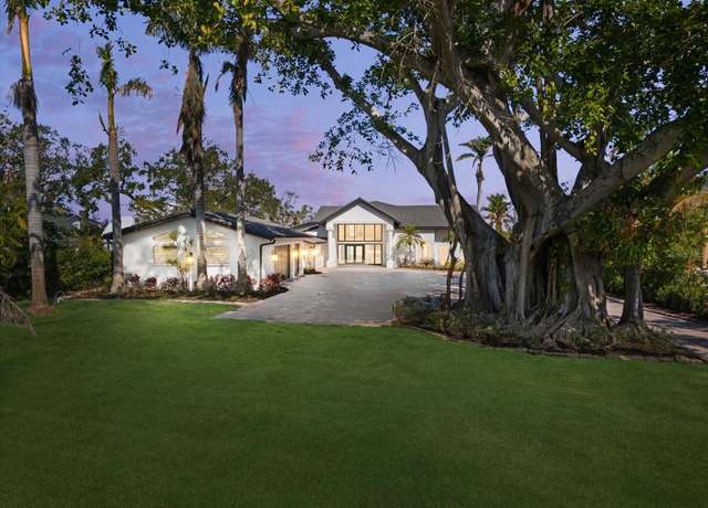Property at 4620 Riverview Blvd, Bradenton, FL 34209, 5 beds, 5.5 baths