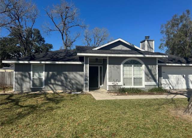 Property at 4924 NW 28th Pl, Gainesville, FL 32606, 3 beds, 2 baths
