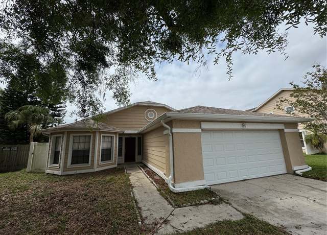 Property at 12512 Wisconsin Woods Ln, Orlando, FL 32824, 3 beds, 2 baths