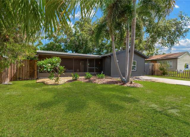 Property at 5205 13th Ave S, Gulfport, FL 33707, 3 beds, 2 baths