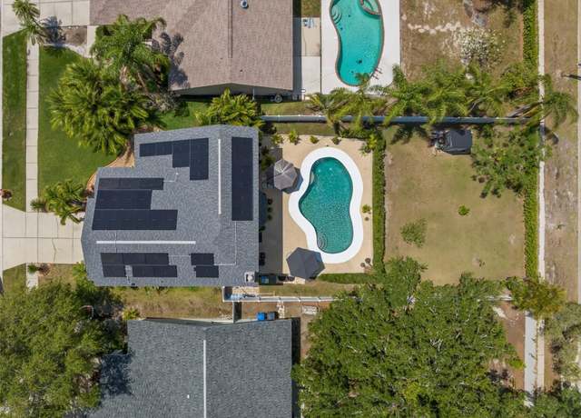 Property at 1213 Barmere Ln, Brandon, FL 33511, 4 beds, 2.5 baths