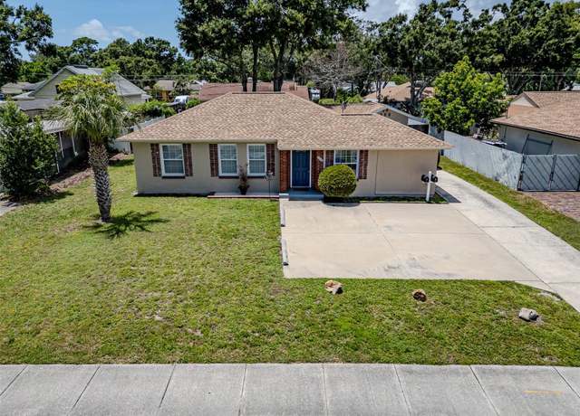 Property at 3530 16th St N, St Petersburg, FL 33704, 3 beds, 1.5 baths
