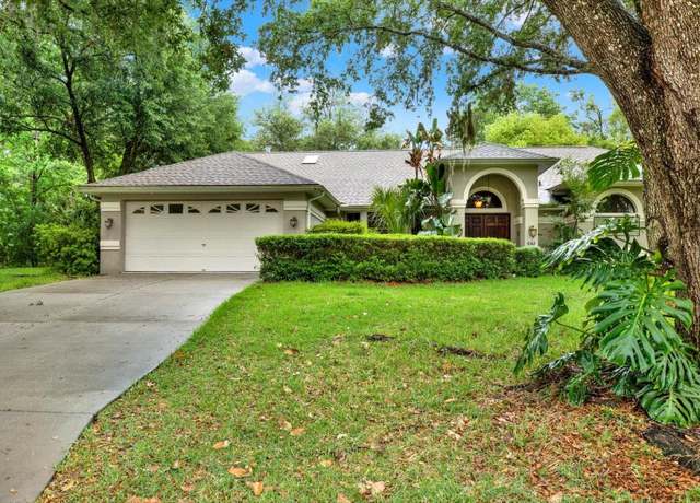 Property at 642 Erin Way, Brooksville, FL 34601, 3 beds, 2 baths