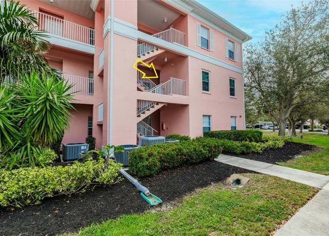 Property at 2040 Willow Hammock Cir #208, Punta Gorda, FL 33983, 3 beds, 2 baths