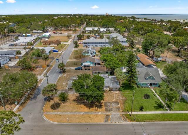 Property at 4060 Coquina Ave, Titusville, FL 32780, 8 beds, 4 baths