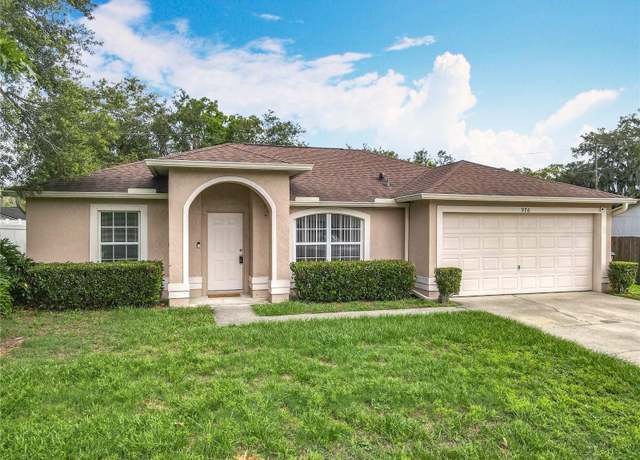 Property at 970 Courtland Blvd, Deltona, FL 32738, 3 beds, 2 baths