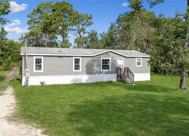 Property at 1910 NE 155th Ct, Williston, FL 32696, 3 beds, 2 baths
