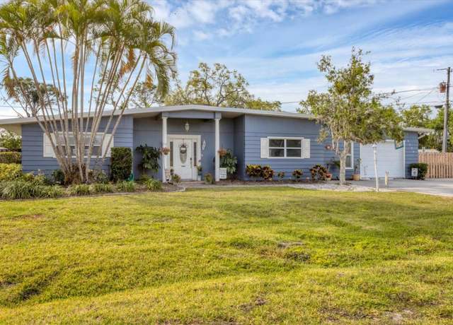Property at 1320 Magellan Dr, Sarasota, FL 34243, 3 beds, 2 baths