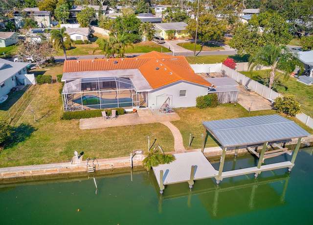 Property at 1575 Brookside Blvd, Largo, FL 33770, 3 beds, 2 baths