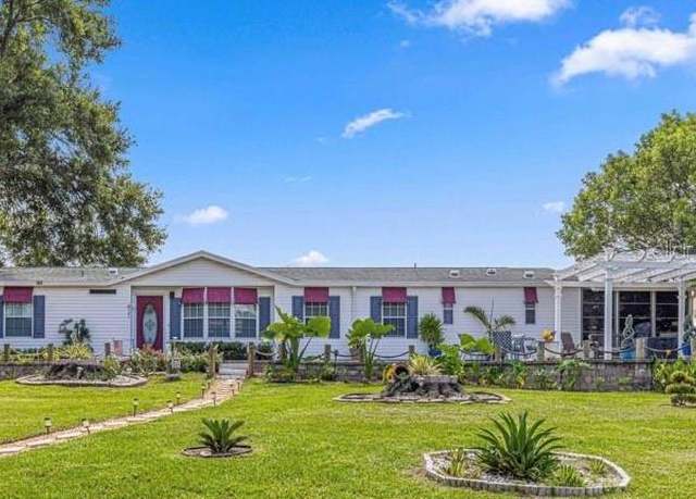 Property at 621 SW 79th Ct, Ocala, FL 34474, 3 beds, 2.5 baths