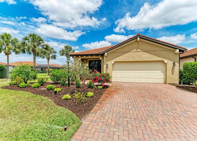 Property at 10111 Malachite Dr, Bradenton, FL 34211, 2 beds, 2 baths
