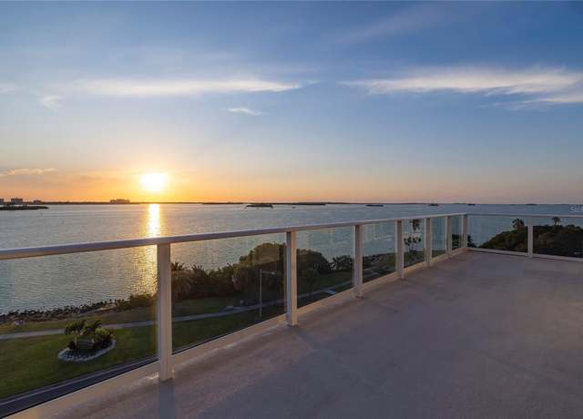 Property at 1020 Sunset Point Rd #603, Clearwater, FL 33755, 2 beds, 2.5 baths