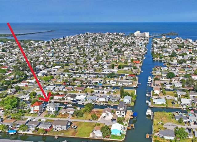 Property at 13753 Judy Ave, Hudson, FL 34667, 3 beds, 2.5 baths