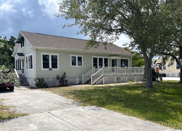 Property at 1250 Lemon St, Punta Gorda, FL 33950, 3 beds, 2 baths
