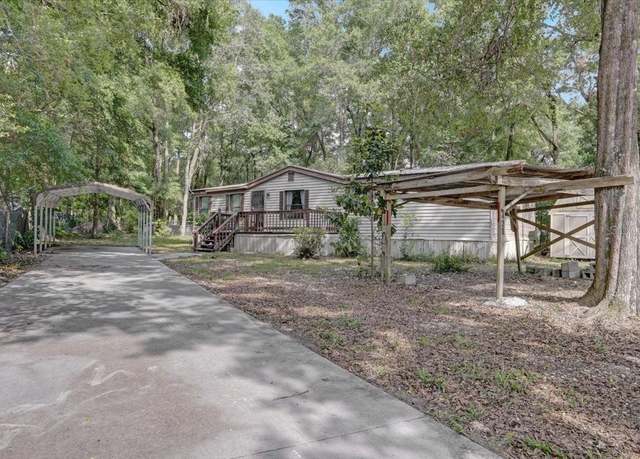 Property at 425 SW Longhorn Ter, Fort White, FL 32038, 3 beds, 2 baths