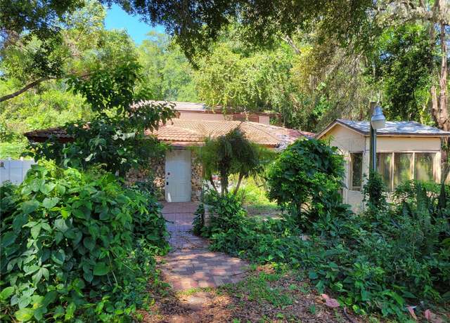 Property at 1472 Marvin C Zanders Ave, Apopka, FL 32703, 2 beds, 2 baths