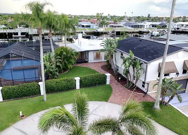 Property at 3654 Corsair Ct, New Port Richey, FL 34652, 4 beds, 3.5 baths