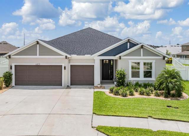 Property at 6879 Talamore Dr, Wesley Chapel, FL 33545, 4 beds, 4.5 baths