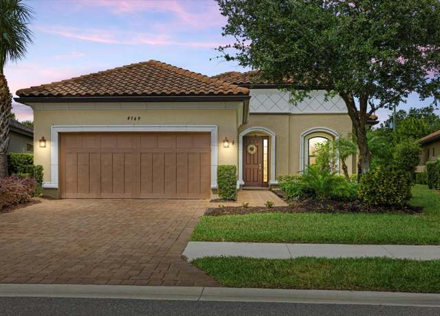 Property at 9769 Highland Park Pl, Palmetto, FL 34221, 2 beds, 2.5 baths