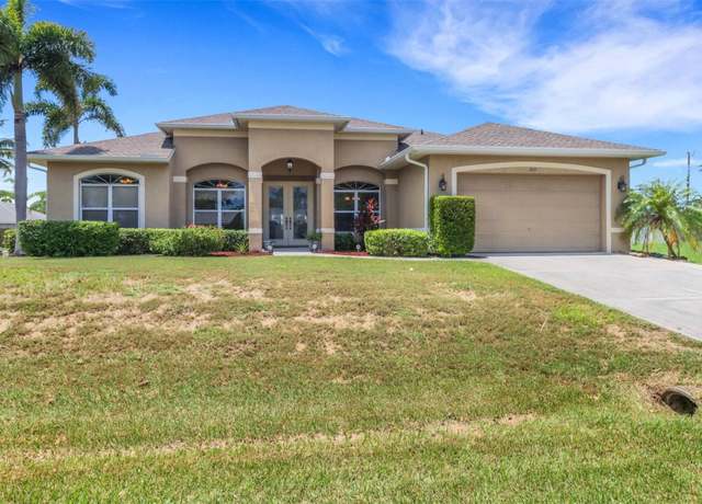Property at 223 SE 15th St, Cape Coral, FL 33990, 4 beds, 3 baths