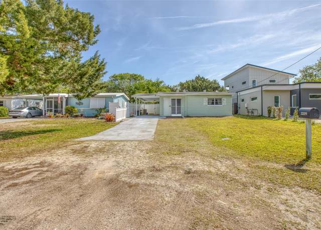 Property at 3209 Saxon Dr, New Smyrna Beach, FL 32169, 2 beds, 1 bath