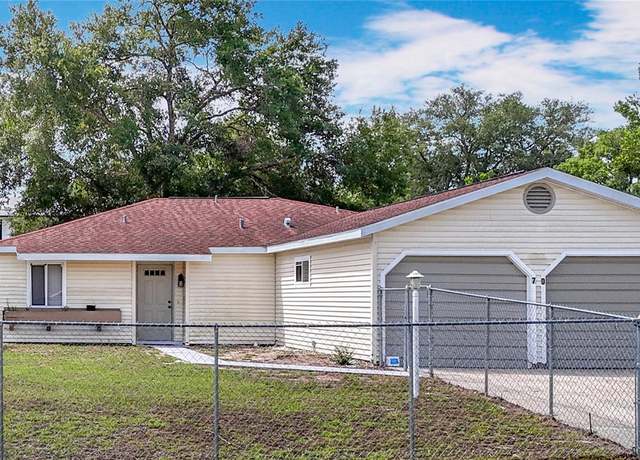 Property at 70 Sapphire Rd, Ocala, FL 34472, 2 beds, 2.5 baths