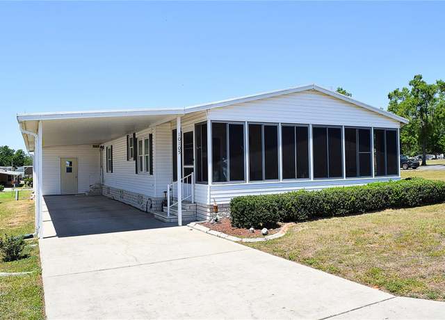 Property at 10105 Wellington Ave, Dade City, FL 33525, 2 beds, 2 baths