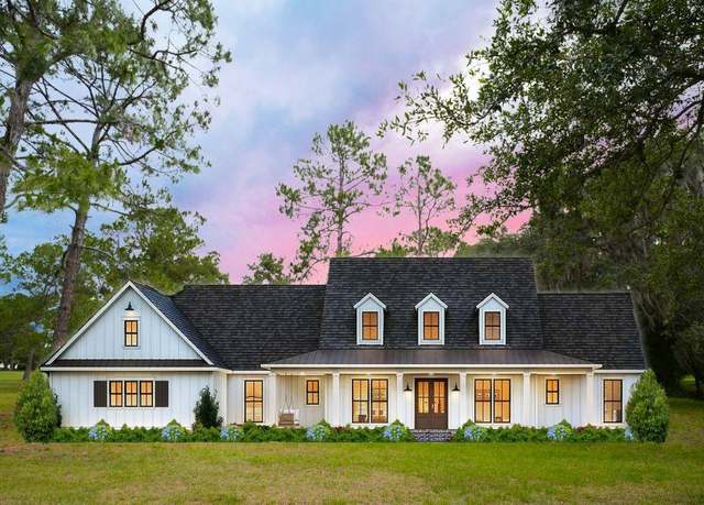 Property at 6206 NW 105th Ave, Alachua, FL 32615, 4 beds, 3 baths