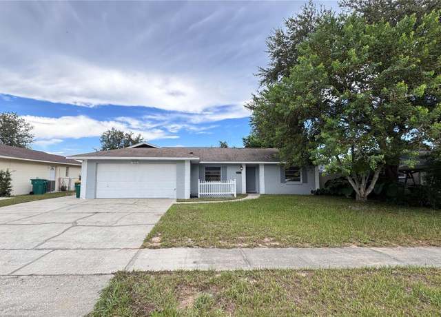 Property at 2715 N Dellwood Dr, Eustis, FL 32726, 3 beds, 2 baths