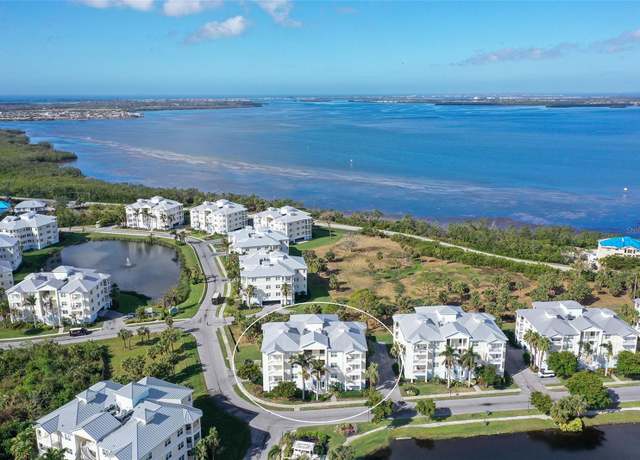 Property at 7840 34th Ave W #203, Bradenton, FL 34209, 3 beds, 2.5 baths
