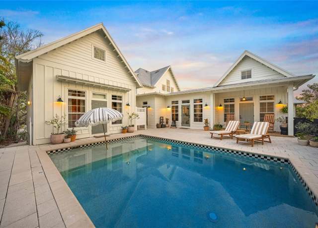 Property at 689 Lands End Dr, Longboat Key, FL 34228, 4 beds, 4.5 baths