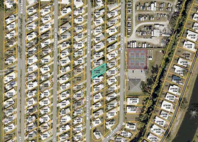 Property at 217 Wolverine Ave, North Port, FL 34287