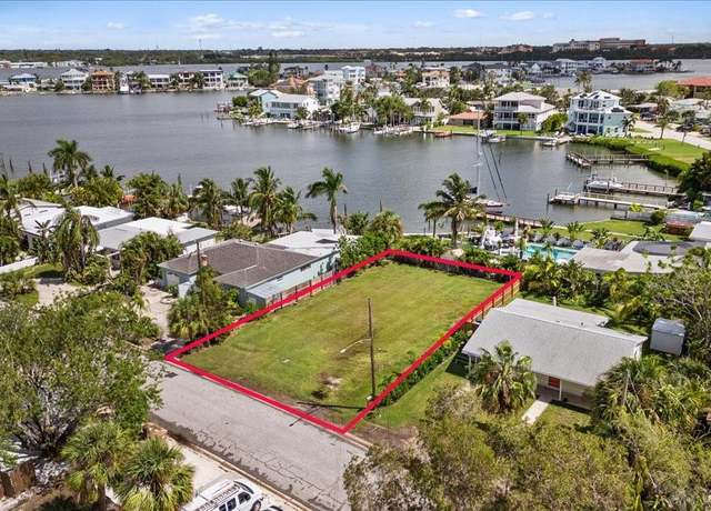 Property at 14033 E Parsley Dr, Madeira Beach, FL 33708