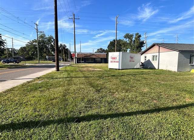 Property at 109 S Lake St, Plant City, FL 33563