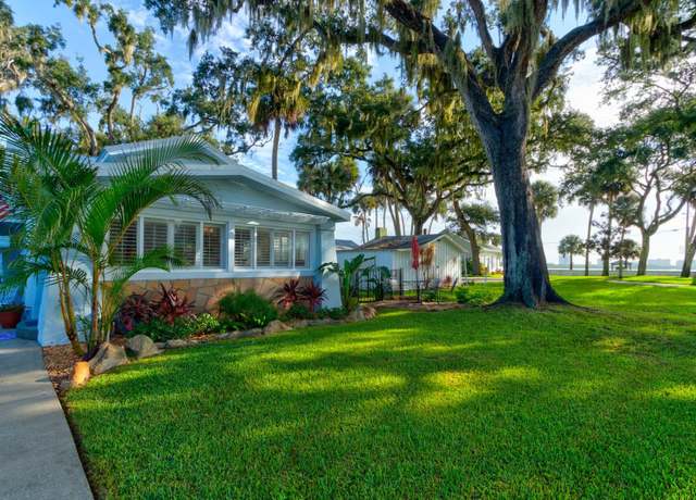 Property at 111 Fleming Ave, Port Orange, FL 32127, 3 beds, 2 baths