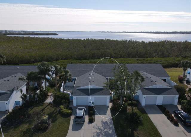 Property at 919 Waterside Ln, Bradenton, FL 34209, 2 beds, 2 baths
